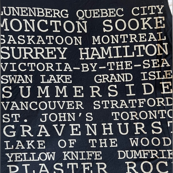 The Candi Factory Canadian Cities Muscle Tank - Size M - Black - Picture 4 of 7